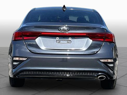 Used 2019 Kia Forte LXS FWD image 5
