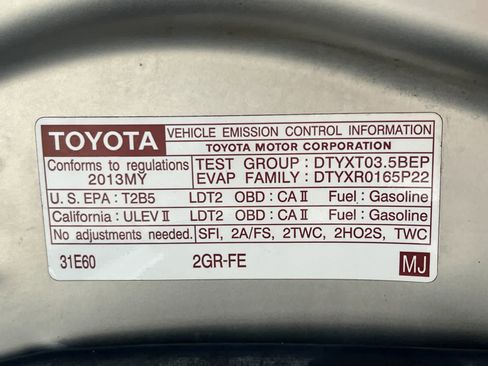 Used 2013 Toyota Highlander Plus FWD image 29