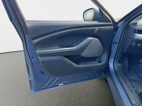 Used 2021 Ford Mustang Mach-E Select image 25