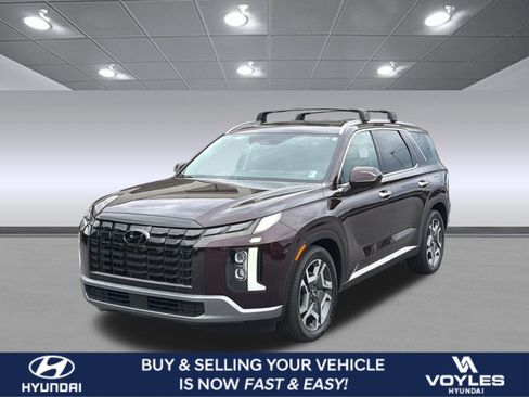 Used 2023 Hyundai Palisade Limited FWD image 1