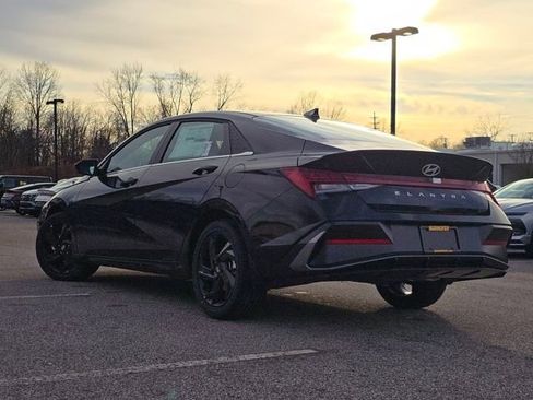 New 2026 Hyundai Elantra SEL Sport image 13