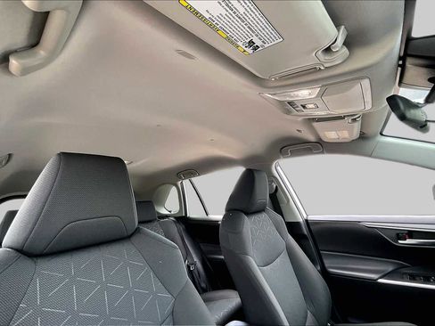 Used 2024 Toyota RAV4 XLE FWD image 13