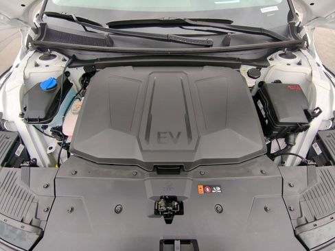 Certified 2026 Hyundai Ioniq 5 Limited image 36