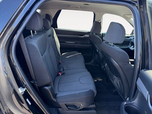 Used 2022 Hyundai Palisade SE FWD image 18