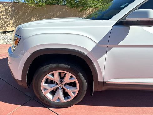 Used 2018 Volkswagen Atlas SEL AWD/4WD image 37