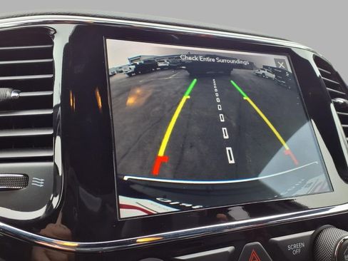 Used 2021 Jeep Grand Cherokee Limited w/ Premium Lighting Group image 7