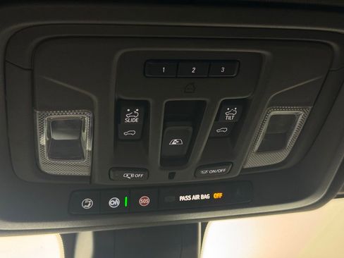 Used 2020 GMC Sierra 1500 SLT w/ SLT Premium Plus Package image 25