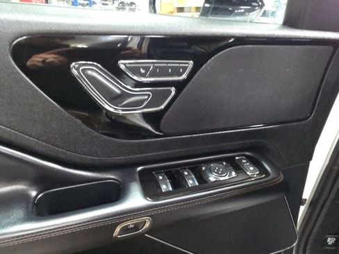 Certified 2023 Lincoln Aviator AWD w/ Elements Package image 20