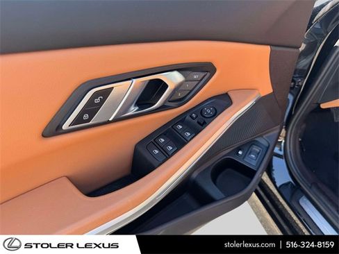 Used 2023 BMW 330e xDrive w/ Convenience Package image 22