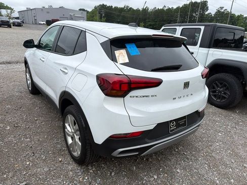 Used 2024 Buick Encore GX Preferred FWD image 5
