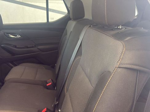 Used 2019 Chevrolet Traverse LT FWD image 20