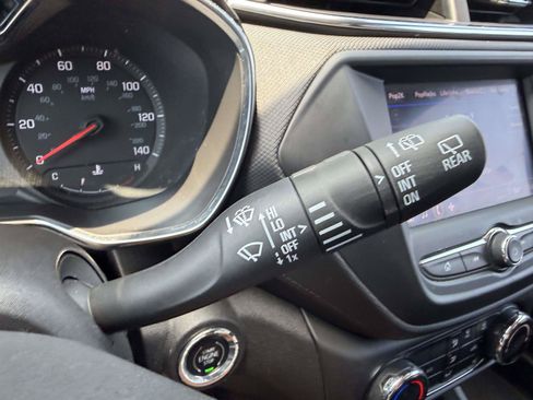 Certified 2023 Chevrolet TrailBlazer LT AWD/4WD image 29