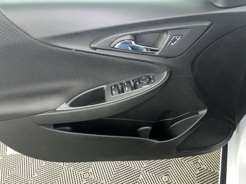 Used 2024 Chevrolet Malibu LT image 13