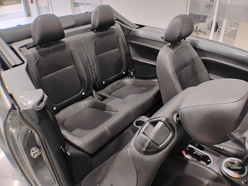 Used 2013 Volkswagen Beetle 2.5 image 76