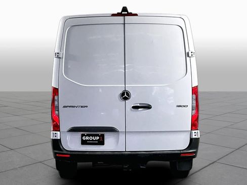 Used 2019 Mercedes-Benz Sprinter 144 image 5