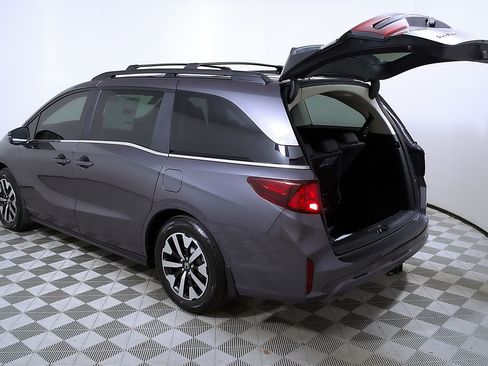 New 2026 Honda Odyssey EX-L image 10