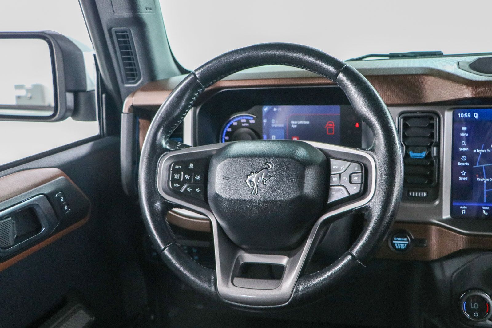 Used 2021 Ford Bronco Outer Banks w/ Sasquatch Package AWD/4WD image 13