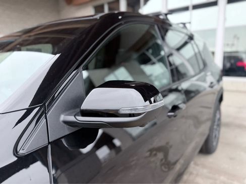 New 2026 Chevrolet Traverse Z71 image 6