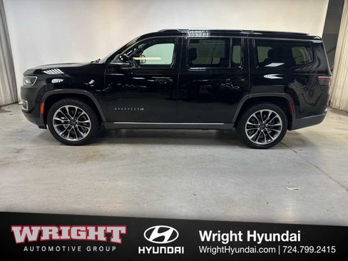 Used 2022 Jeep Wagoneer Series III w/ Premium Group I image 7
