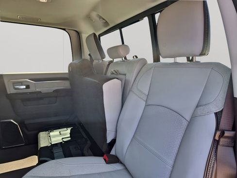 New 2026 RAM 2500 Laramie w/ Towing Technology Group image 19