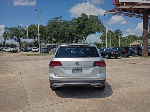 Used 2019 Volkswagen Atlas SE FWD image 32