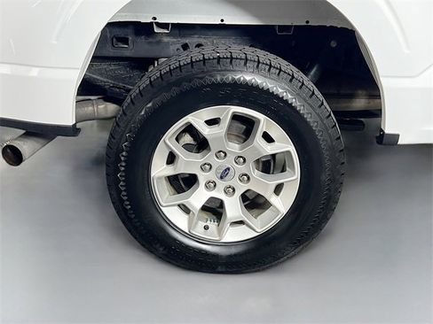 Used 2023 Ford F150 XLT image 34