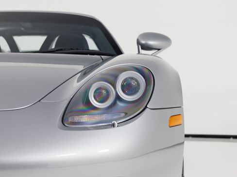 Used 2004 Porsche Carrera GT RWD image 62