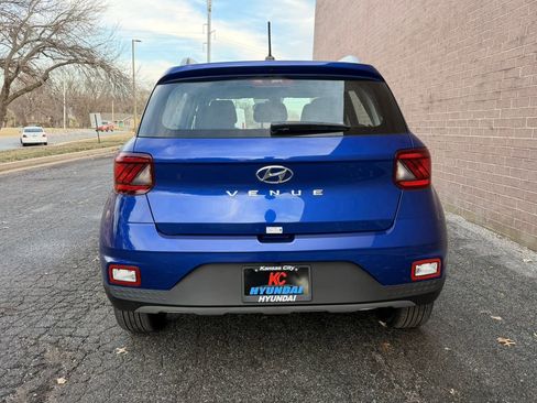 New 2026 Hyundai Venue SEL image 4