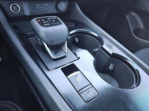 Used 2023 Nissan Rogue S image 14