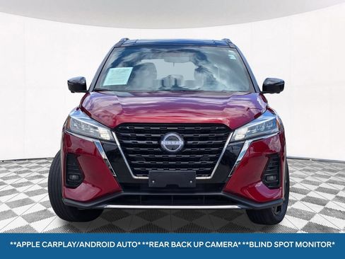 Used 2024 Nissan Kicks SR w/ SR Premium Package FWD image 4