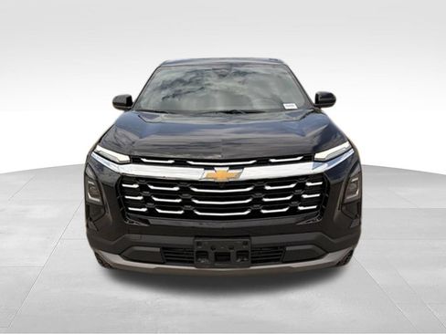 Used 2025 Chevrolet Equinox LT FWD image 4