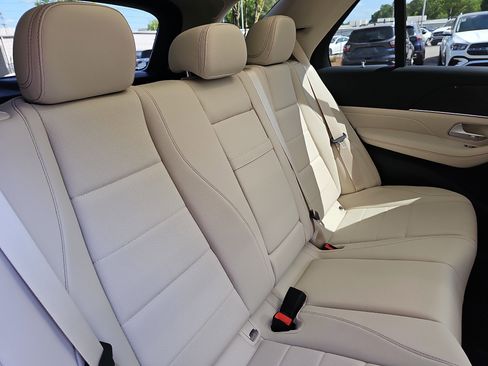 New 2026 Mercedes-Benz GLE 350 4MATIC image 12