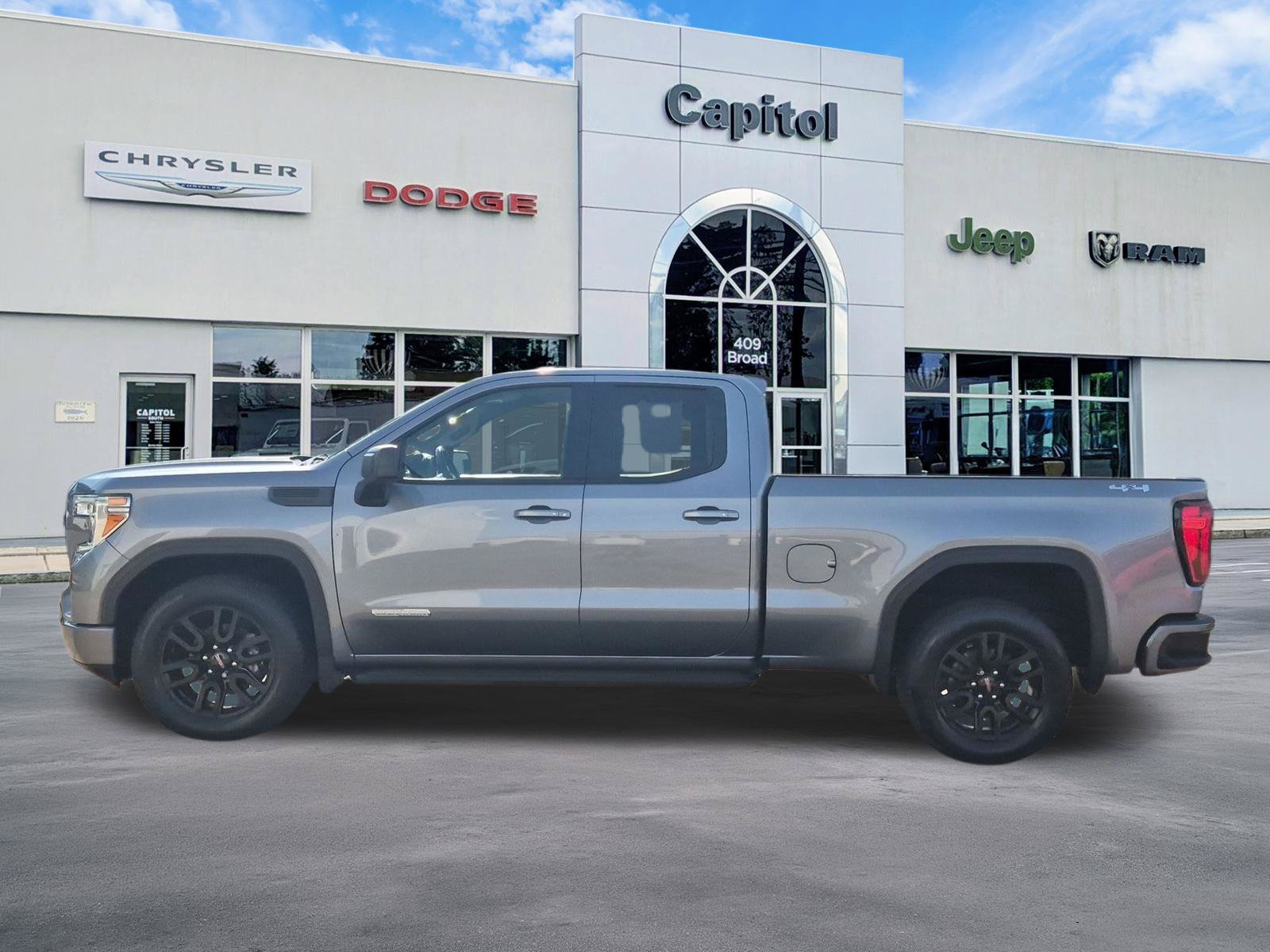 Used 2022 GMC Sierra 1500 Elevation AWD/4WD image 6