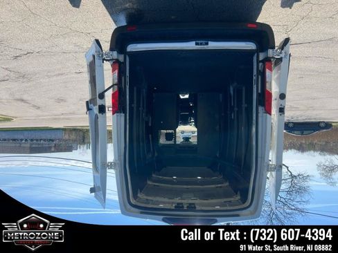 Used 2019 Ford Transit 250 148 High Roof RWD image 13