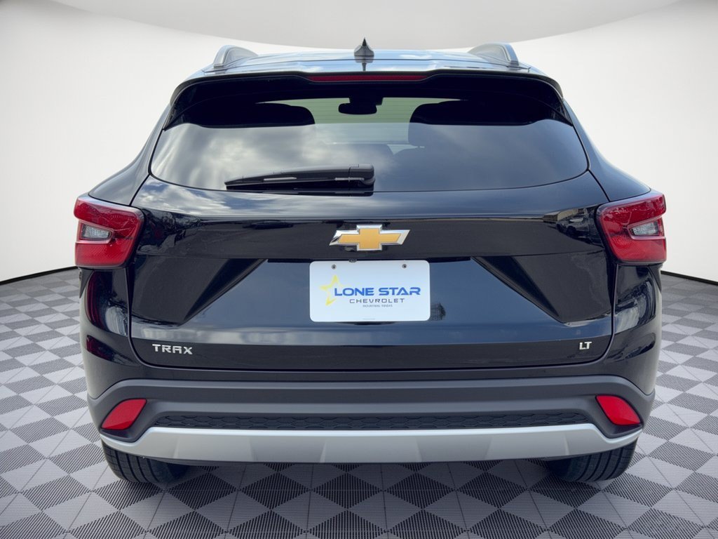 Certified 2024 Chevrolet Trax LT FWD image 11