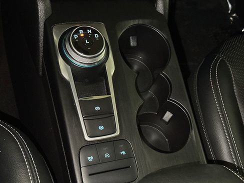 Used 2022 Ford Escape Titanium w/ Class II Trailer Tow Package image 31