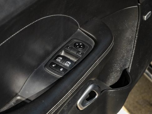 Used 2018 Dodge Challenger SXT Plus image 36