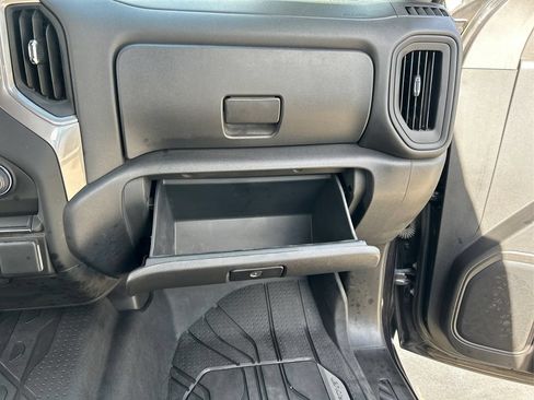 Used 2023 Chevrolet Silverado 1500 Custom AWD/4WD image 25