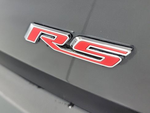 Used 2022 Chevrolet Traverse RS image 9