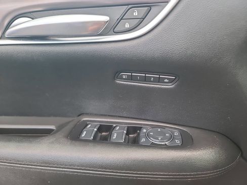 Used 2017 Cadillac XT5 Luxury image 14