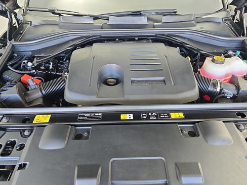 New 2026 Land Rover Range Rover Sport SE image 30