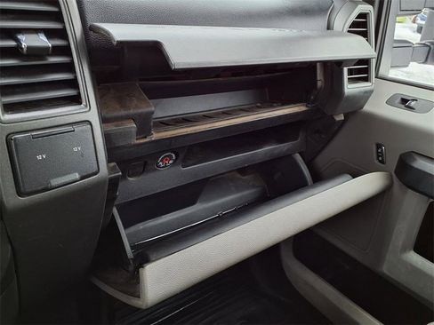 Used 2020 Ford F250 XL w/ Power Equipment Group image 13