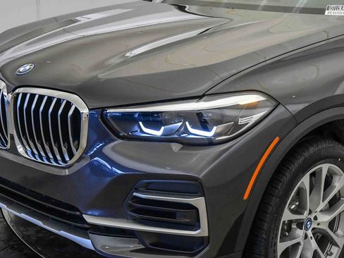 Certified 2023 BMW X5 xDrive45e image 9