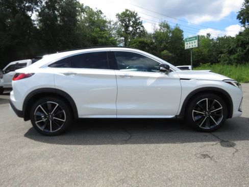 Used 2023 INFINITI QX55 Sensory w/ Lighting Package AWD/4WD image 4