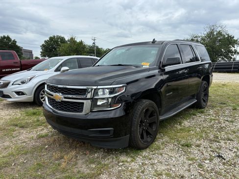 Used 2016 Chevrolet Tahoe LS RWD image 3