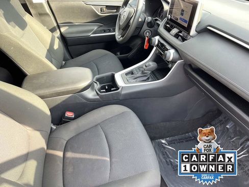 Used 2024 Toyota RAV4 LE image 22