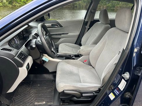 Used 2013 Honda Accord LX image 14
