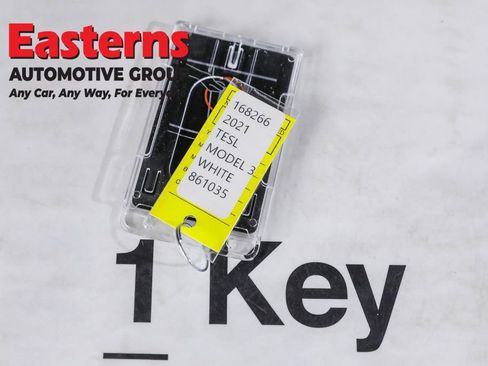 Used 2021 Tesla Model 3 Standard Range Plus image 22