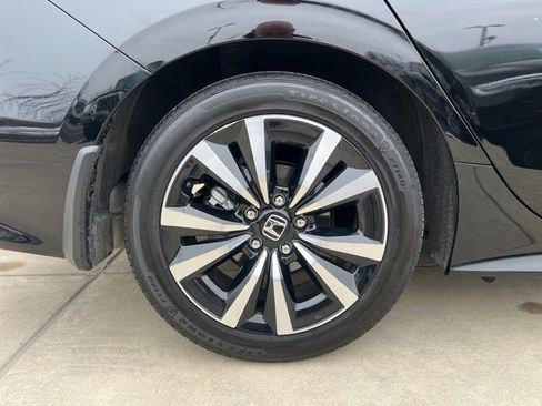 Used 2023 Honda Civic EX image 3