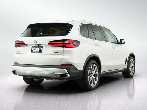 Used 2024 BMW X5 xDrive40i AWD/4WD image 5